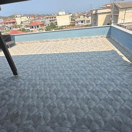 Open Balcony 3 دراس